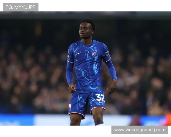 切尔西大规模引援效果争议显现,对球队阵容磨合与竞争力形成考验。 切尔西大规模引援效果争议显现,对球队阵容磨合与竞争力形成考验。