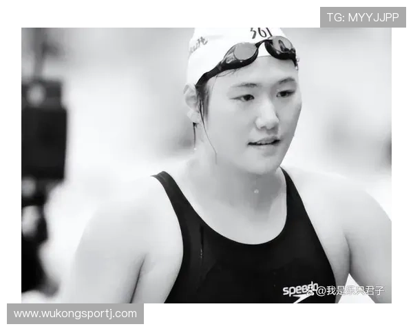 叶诗文训练完顺手买包，价格够我交十年房租