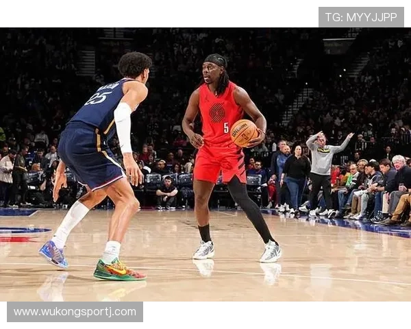 朱·霍勒迪挡拆为字母哥制造空位，较上季更高效