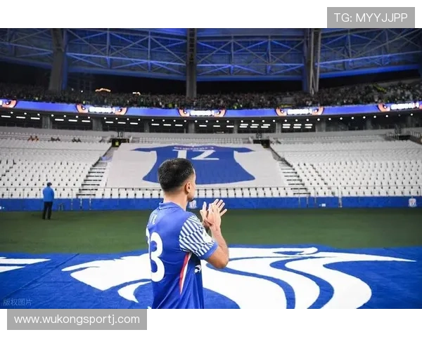 上海申花中场缺少关键连接点，组织推进效率受限