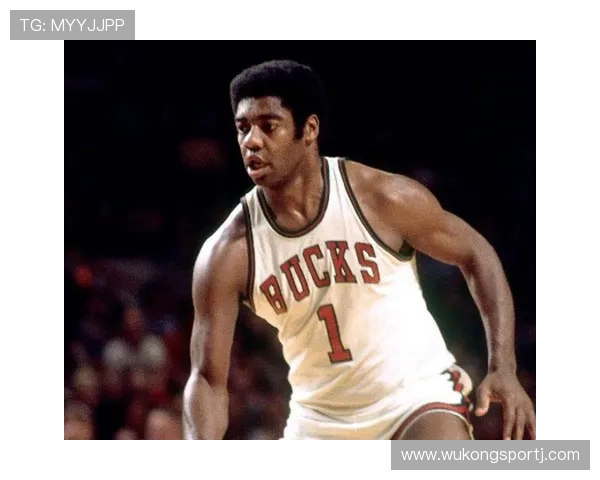 奥斯卡·罗伯特森助攻篮板双提升显核心影响对比同期后卫明显优势