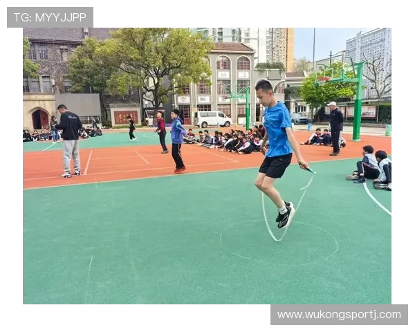 篮球进攻时间规则的详细定义与执行机制解析